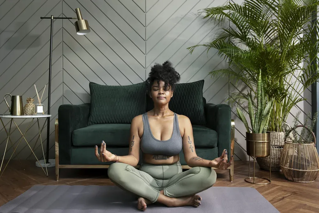 Meditation salon harmonie — illustration de l'article « Feng Shui, adoptez ses principes et vivez mieux »